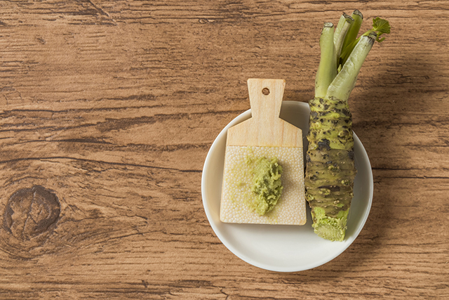 本わさびをぬかみそに漬け込んで