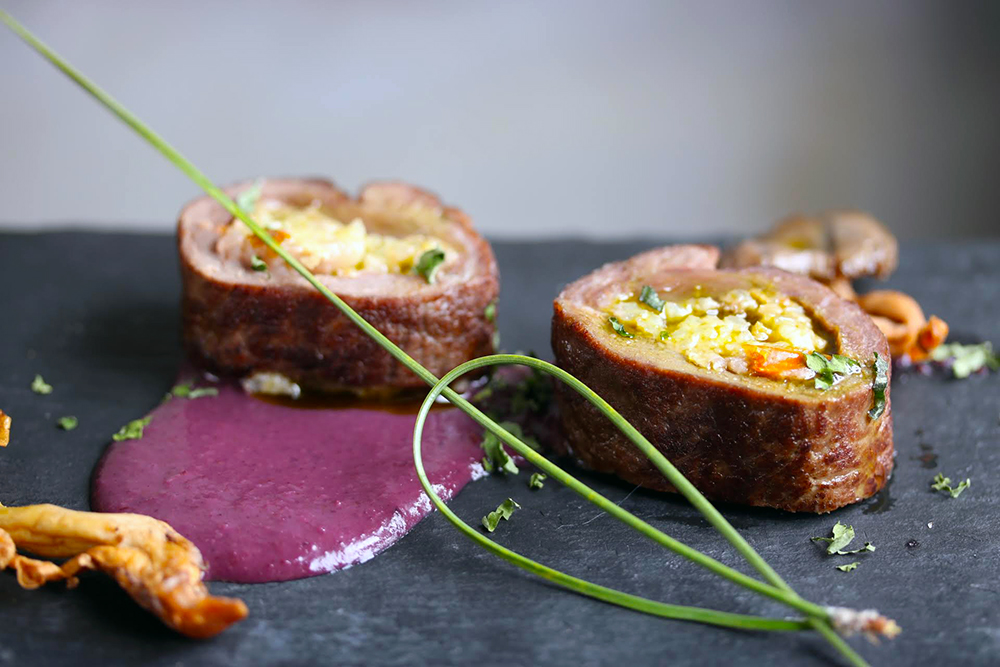 蝦夷鹿（エゾシカ）肉で巻いた鮒鮓（ふなずし）のリゾット