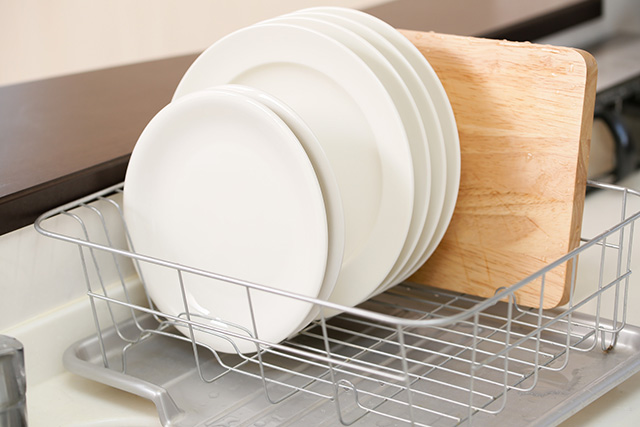 キッチン周りにお酢をスプレーする