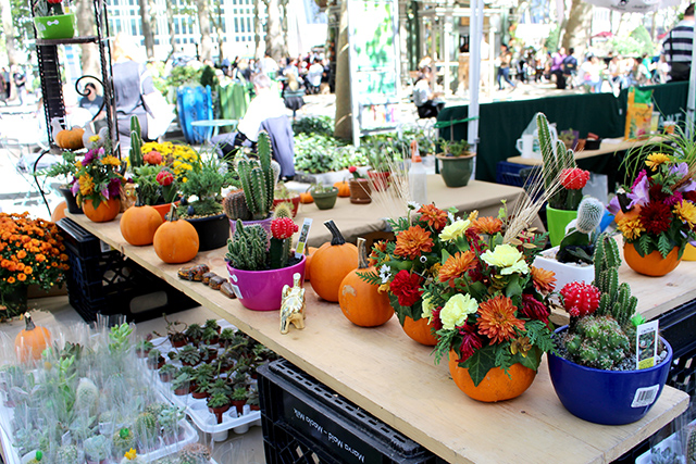 ハロウィンのパンプキンが並ぶニューヨーク