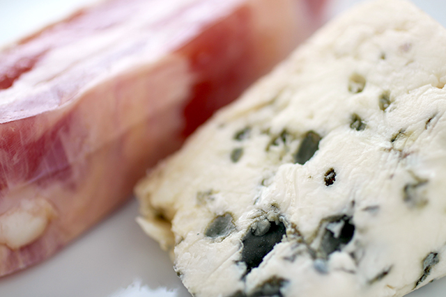 ロックフォールチーズとベーコンのペンネ