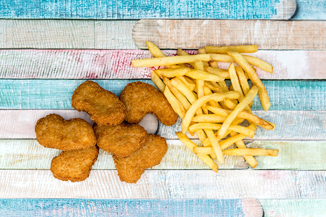 フライドポテトやチキンナゲット…ファストフードを発酵食品でヘルシーに！