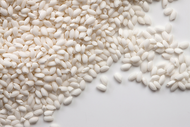 「みりん(味醂)」の原料はもち米