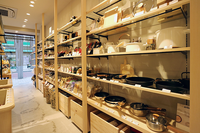 『のレンMURO神楽坂店』店内