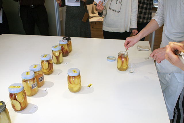 微生物の研究、商品開発、講座の場「COBO Lab.自然発酵食研究所（コーボラボ）」