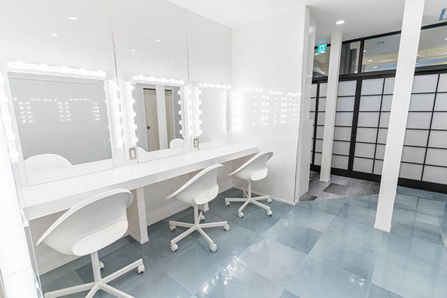 パウダールーム