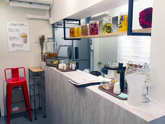 発酵ドリンク専門店『東京850 STAND』内観