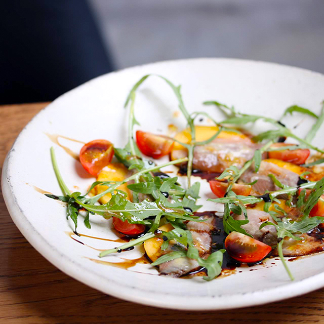 自家製「柿酢(かきす)」でフルーティな酸味♪『さんまと柿酢のカルパッチョ』│発酵イタリアンレシピ