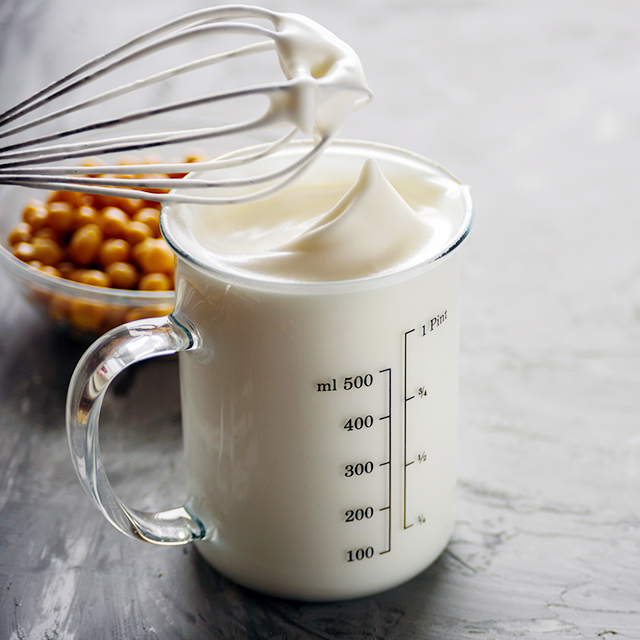 ひよこ豆の煮汁(アクアファバ)を使った【ヴィーガンメレンゲ】の作り方&アレンジレシピ