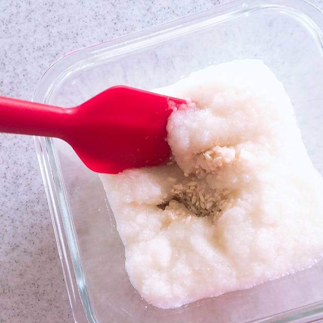 仕込み時間10分！発酵うま味調味料「玉ねぎ塩麹」の 作り方＆アレンジレシピ【保存版】