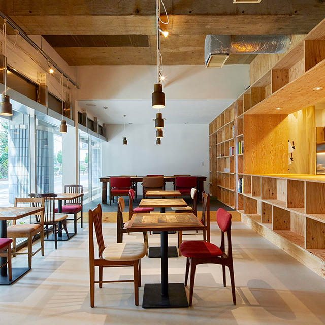 発酵するカフェ麹中