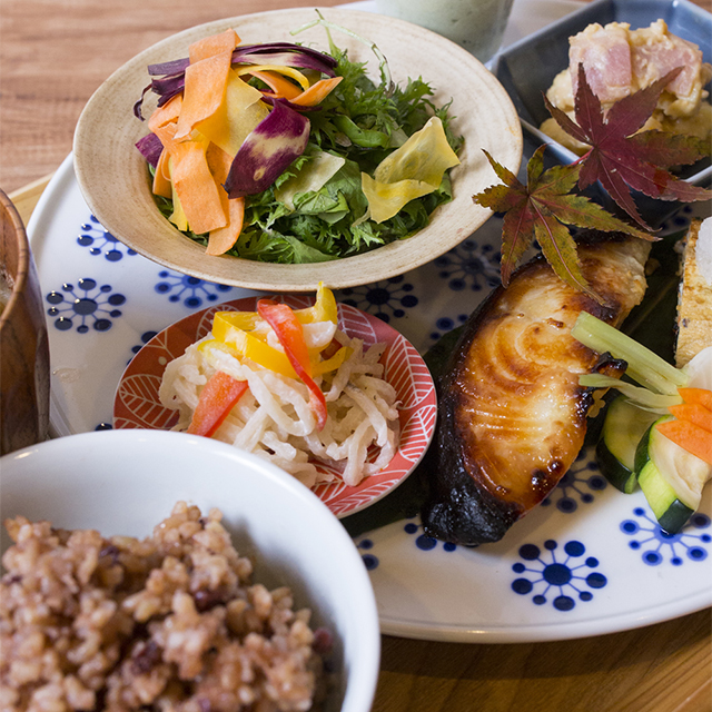 おいしく気分もほっこりする、発酵食堂『東京850 PIT』