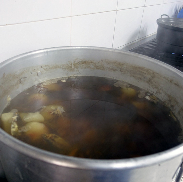 旨みは強く透き通った味、後味もすっきりしている