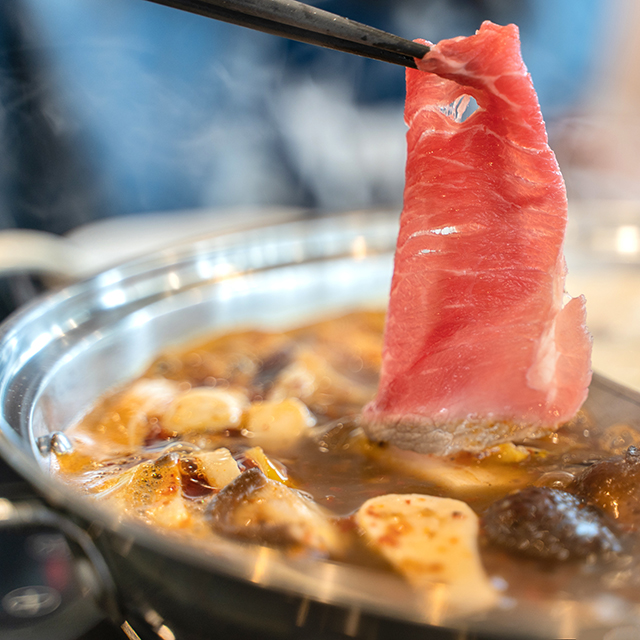 スパイシーでマイルド♡豆板醤と甘酒を使った「発酵薬膳火鍋」レシピ